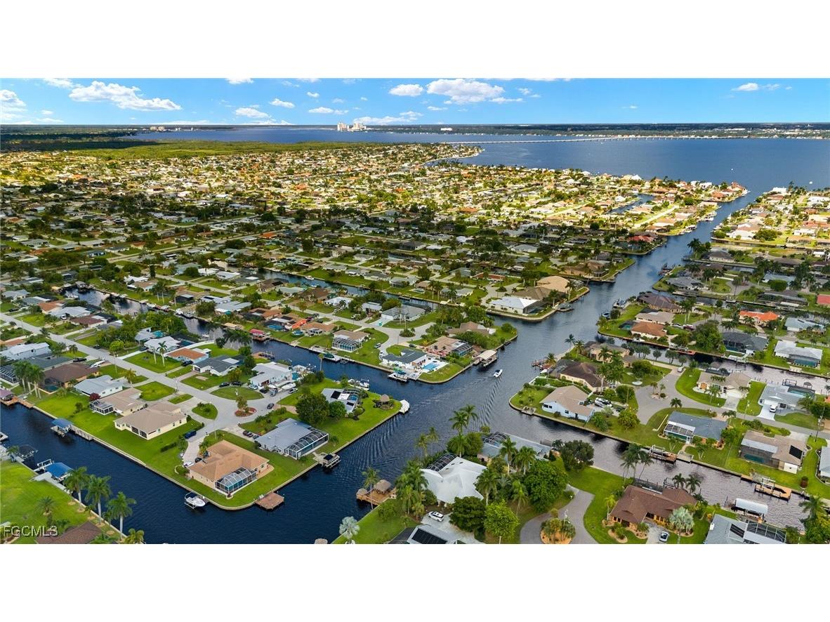 3021 SE 17th Avenue Cape Coral FL 33904 2025010095 image44