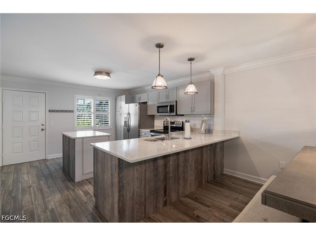 3021 Sandpiper Bay Circle #E106 Naples FL 34112 2026021487 image11
