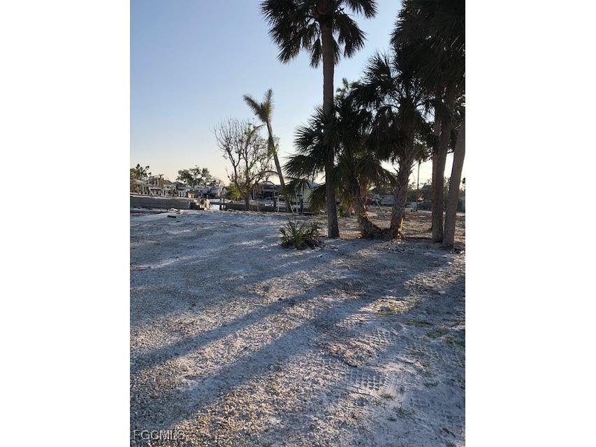 3021 Shell Mound Boulevard Fort Myers Beach FL 33931 2025019098 image5