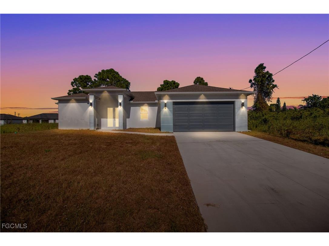 3022 33rd Street SW Lehigh Acres FL 33976 2025020402 image3