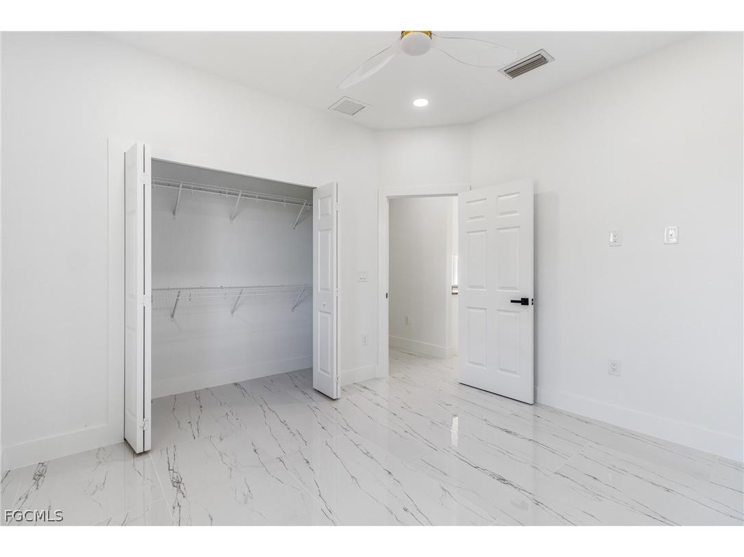 3022 33rd Street SW Lehigh Acres FL 33976 2026009025 image9