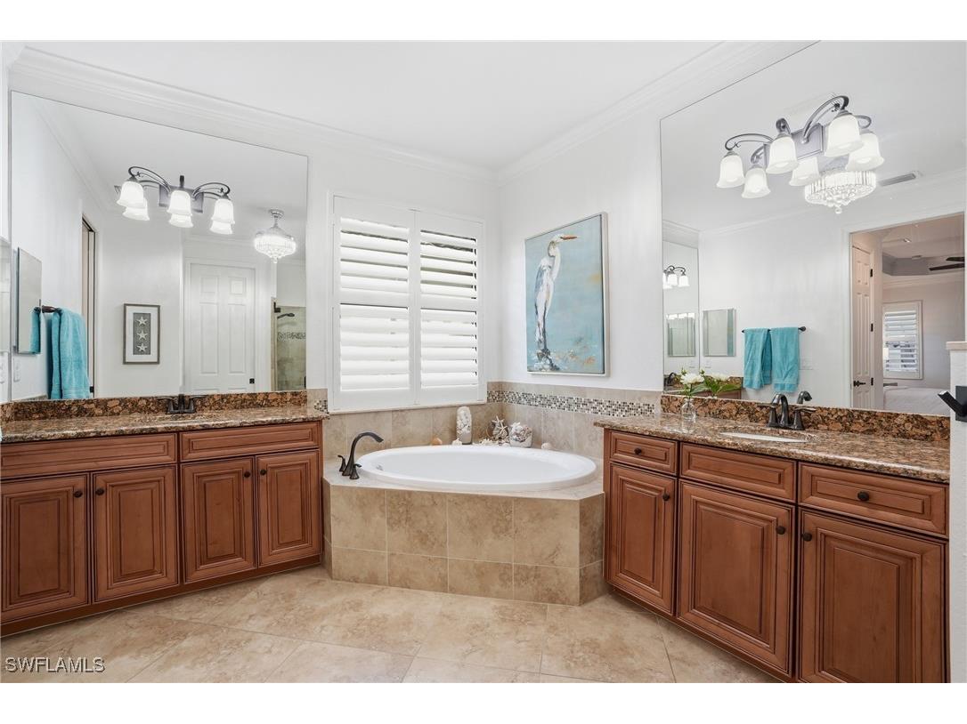 3022 Aviamar Circle Naples FL 34114 226003682 image19