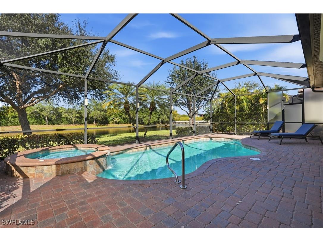 3022 Aviamar Circle Naples FL 34114 226003682 image2