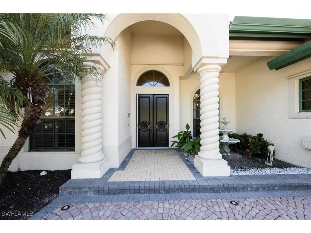 3022 Gainesborough Court Naples FL 34105 225074934 image3