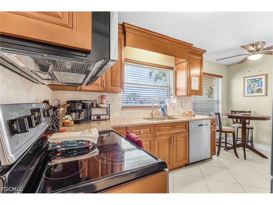 3022 SE 17th Place Cape Coral FL 33904 2026023707 image11