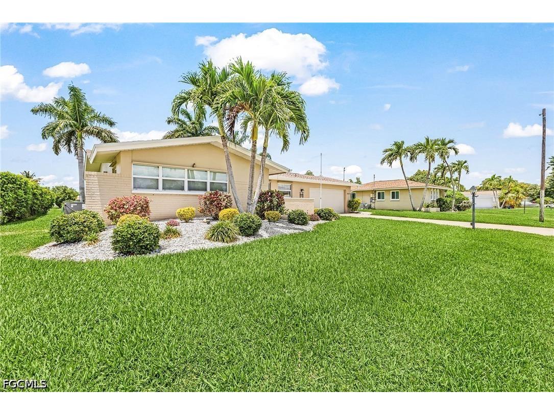3022 SE 17th Place Cape Coral FL 33904 2026023707 image5