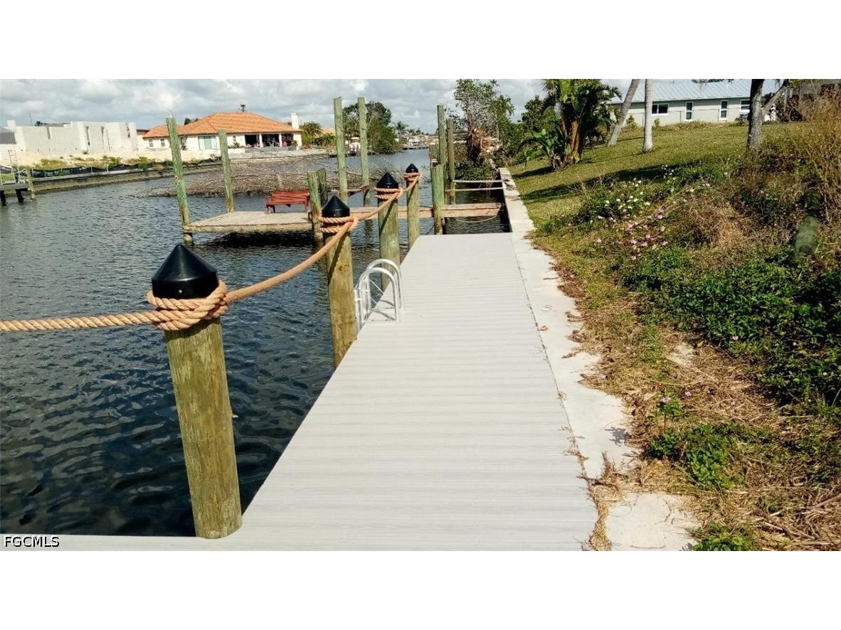 3022 SE 6th Avenue Cape Coral FL 33904 2026028443 image21