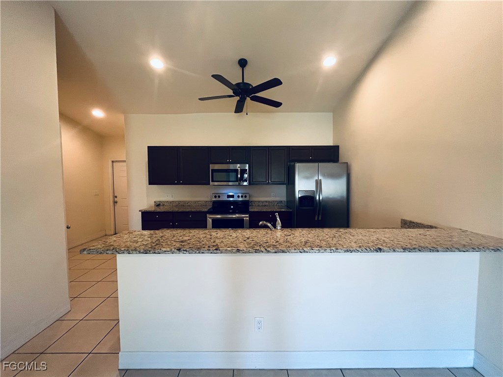 3022 SE Santa Barbara Place Cape Coral FL 33904 2025016029 image1