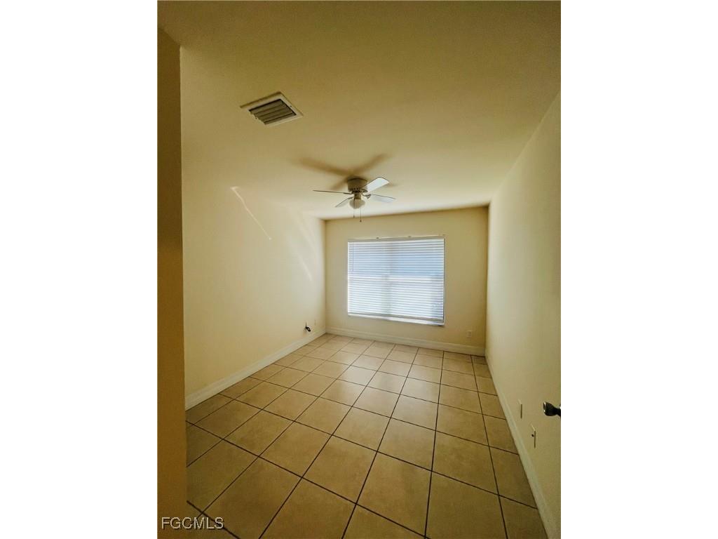 3022 SE Santa Barbara Place Cape Coral FL 33904 2025016029 image20