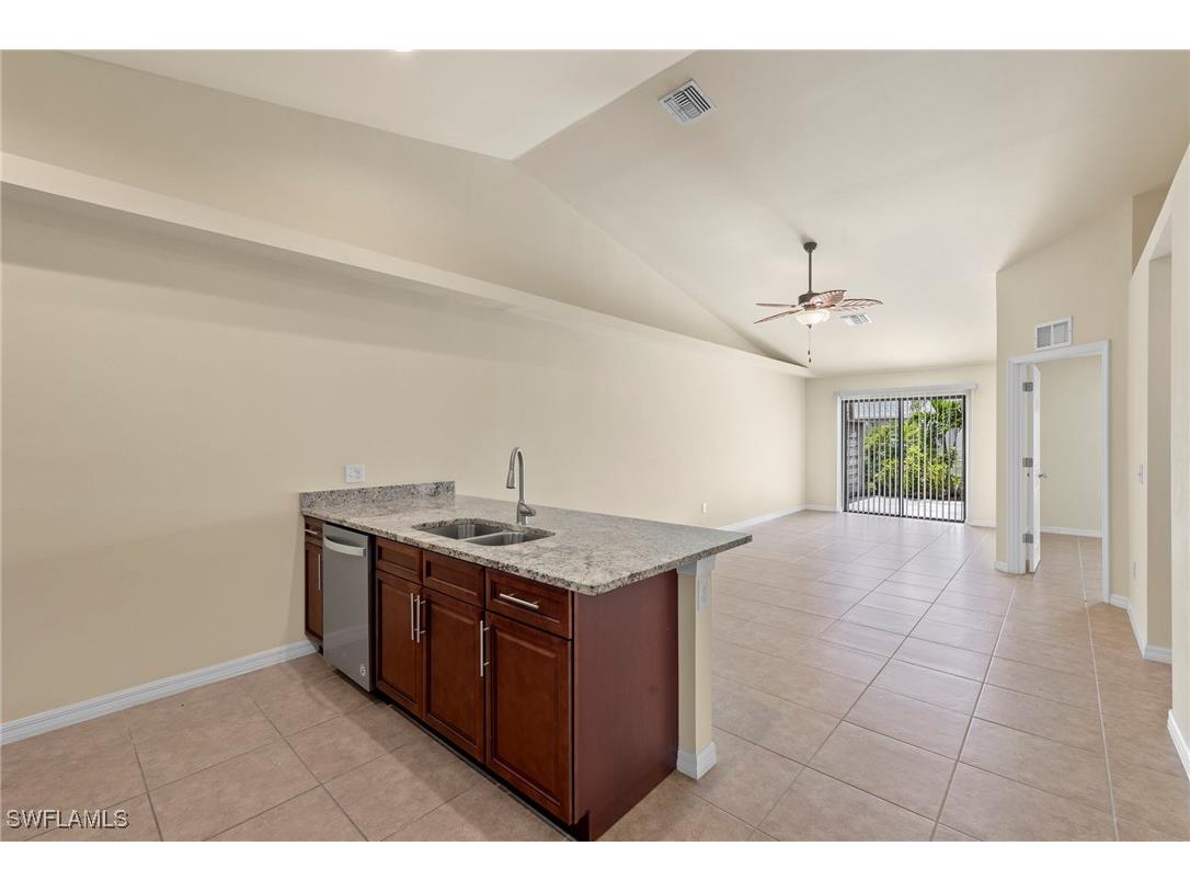 3022 SW 15th Place Cape Coral FL 33914 225062222 image10