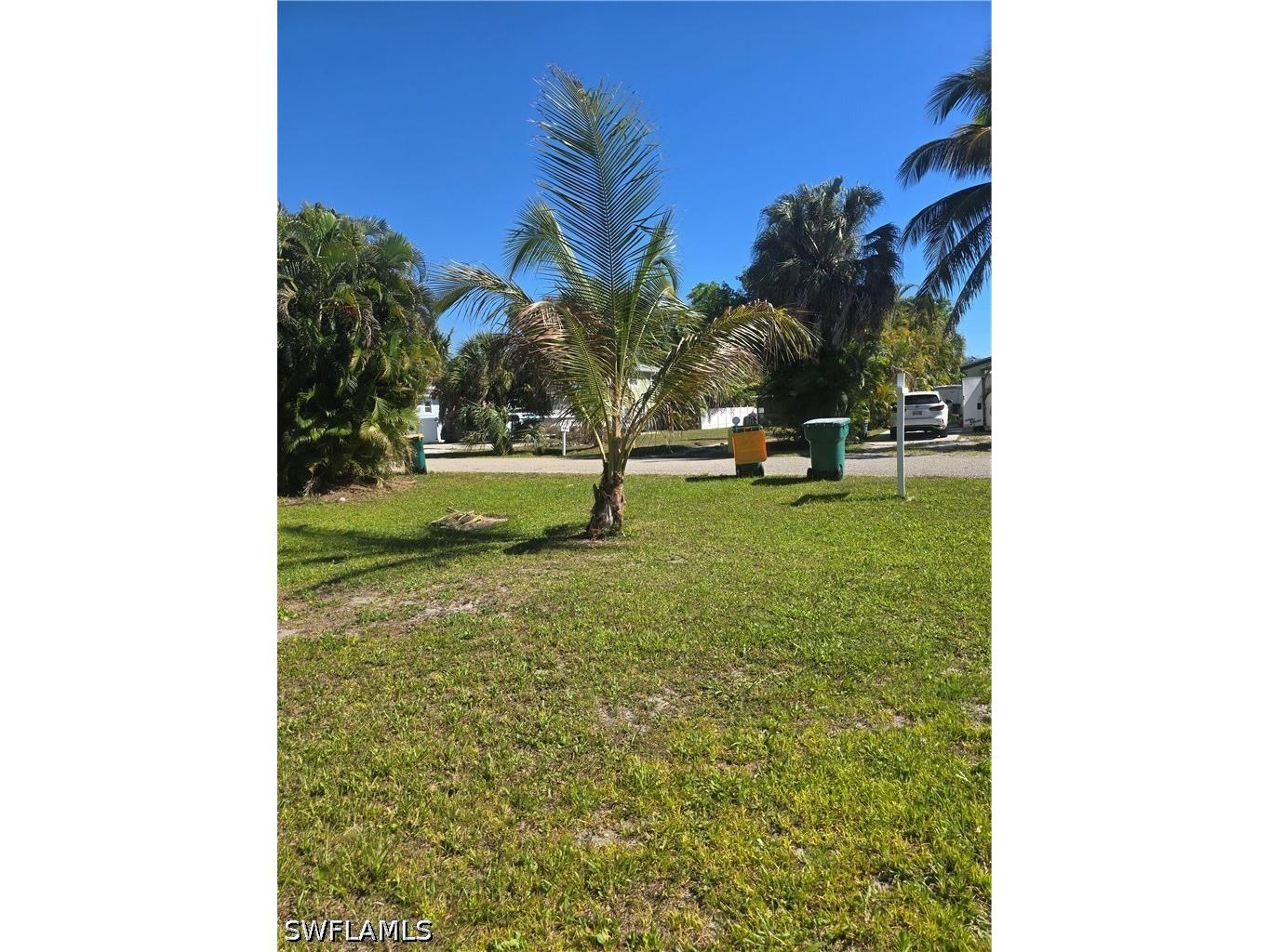 3023 Andrews Avenue Naples FL 34112 226007082 image4