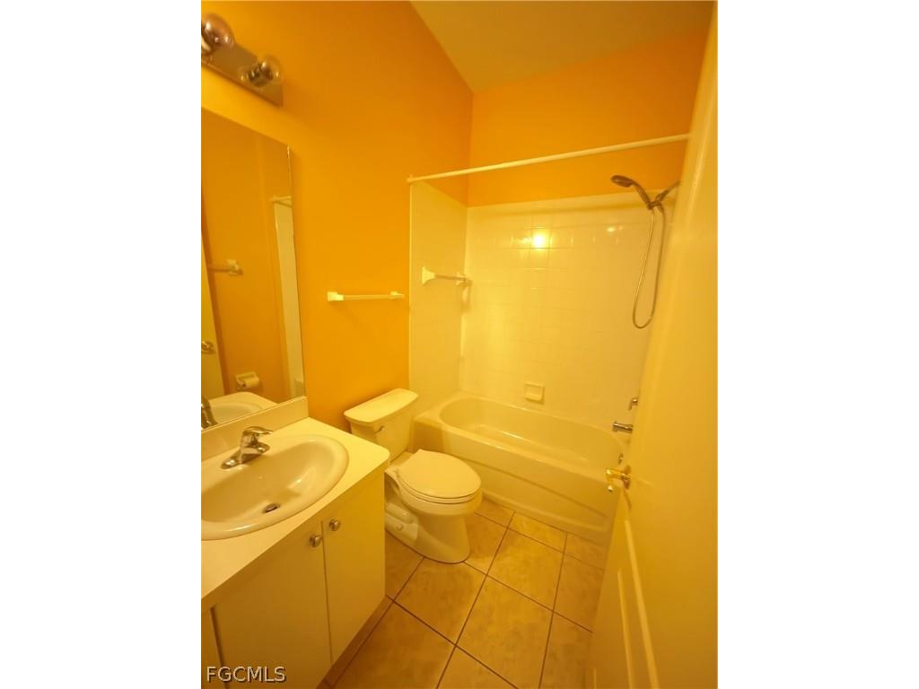 3023 Lake Manatee Court Cape Coral FL 33909 2026006806 image10