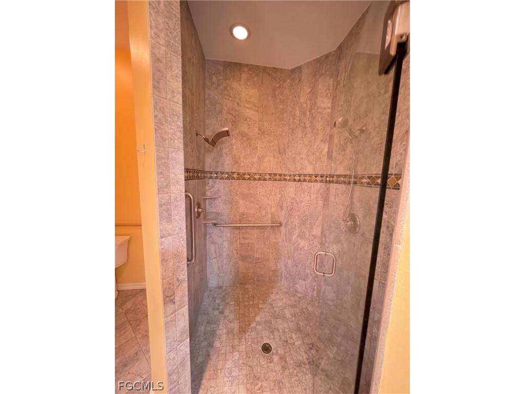 3023 Lake Manatee Court Cape Coral FL 33909 2026006806 image22