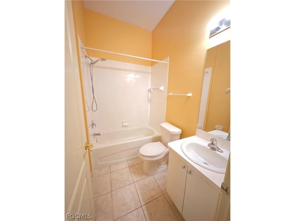 3023 Lake Manatee Court Cape Coral FL 33909 2026006806 image23