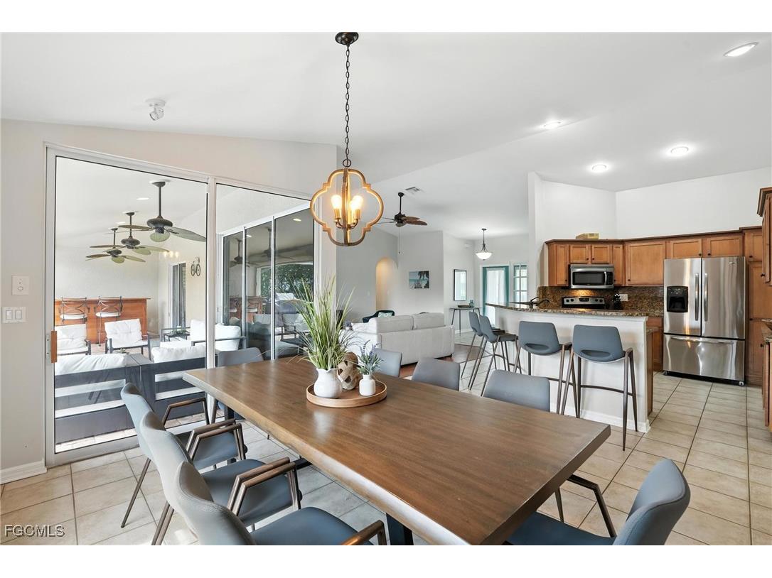 3023 SW 23rd Avenue Cape Coral FL 33914 2025023130 image18