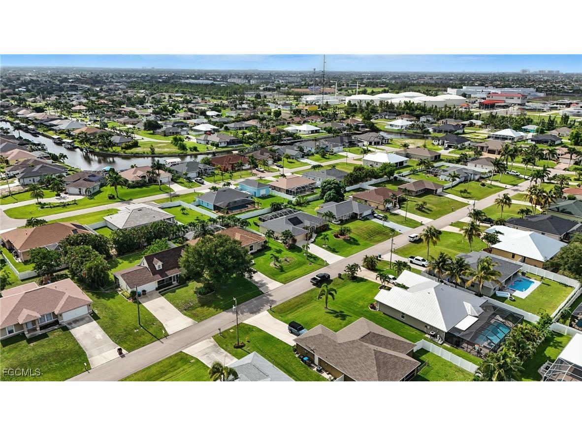 3023 SW 23rd Avenue Cape Coral FL 33914 2025023130 image41