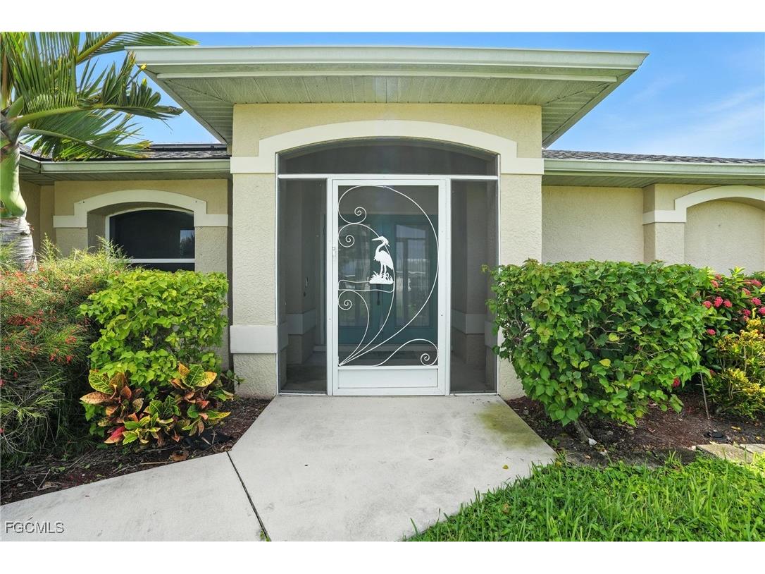 3023 SW 23rd Avenue Cape Coral FL 33914 2025023130 image5