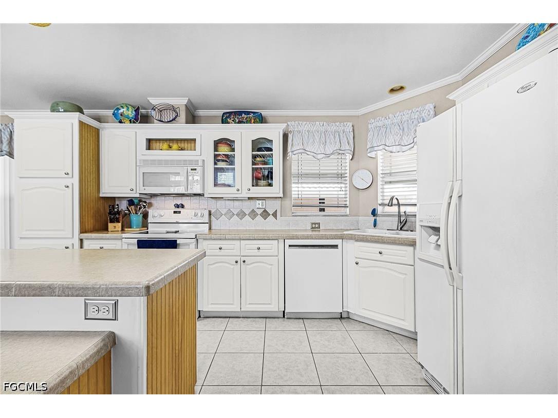 3023 Skipper Lane Saint James City FL 33956 2026013563 image12