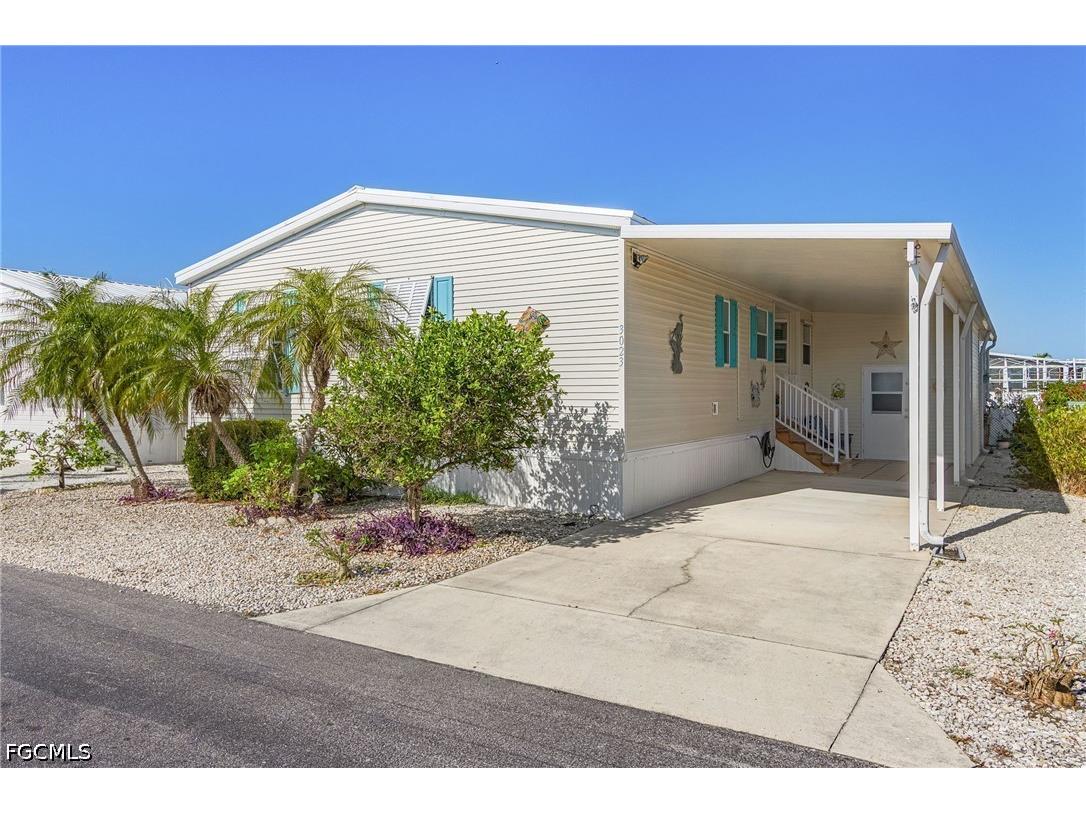 3023 Skipper Lane Saint James City FL 33956 2026013563 image3