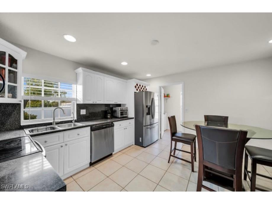 3024 NE 2nd Avenue Cape Coral FL 33909 225052940 image6