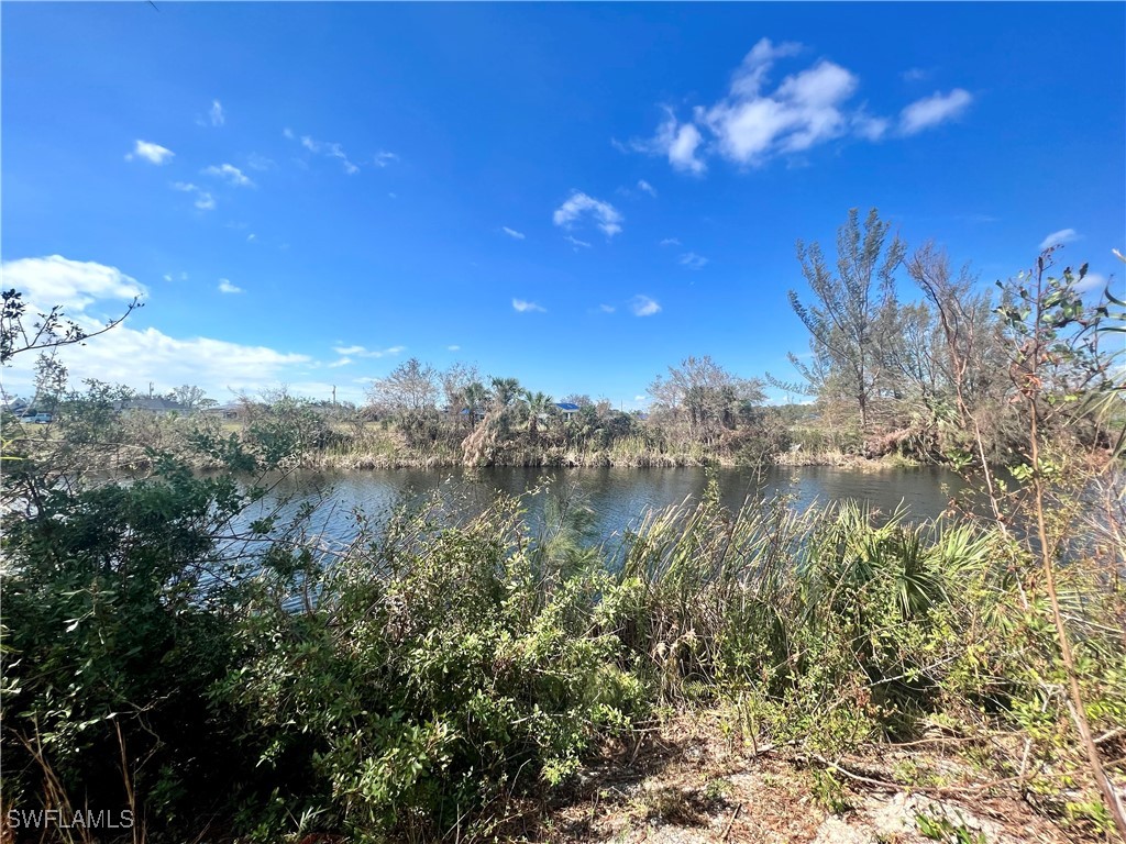 3024 NE 6th Avenue Cape Coral FL 33909 225055641 image1