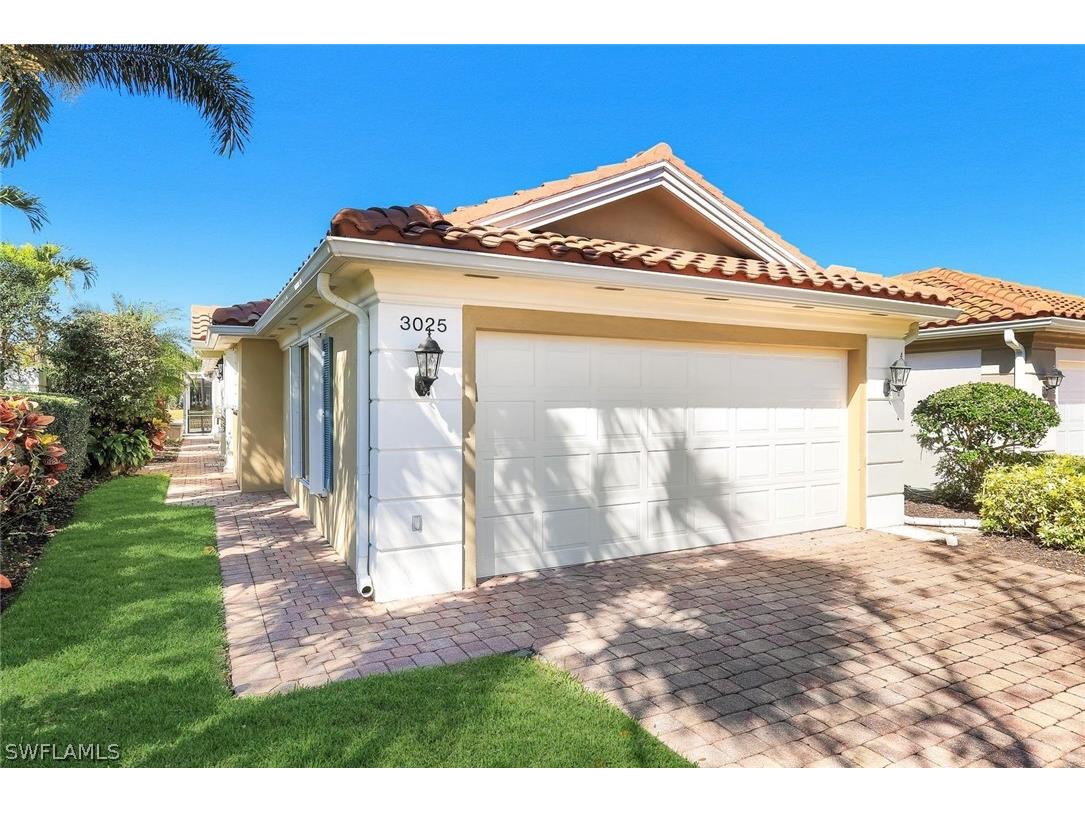3025 Futuna Lane Naples FL 34119 226006270 image1