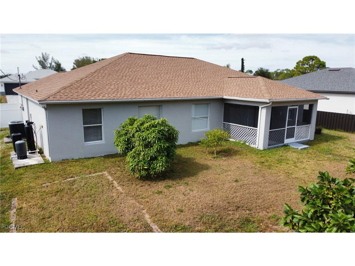 3025 NE 6th Place Cape Coral FL 33909 2025019704 image9