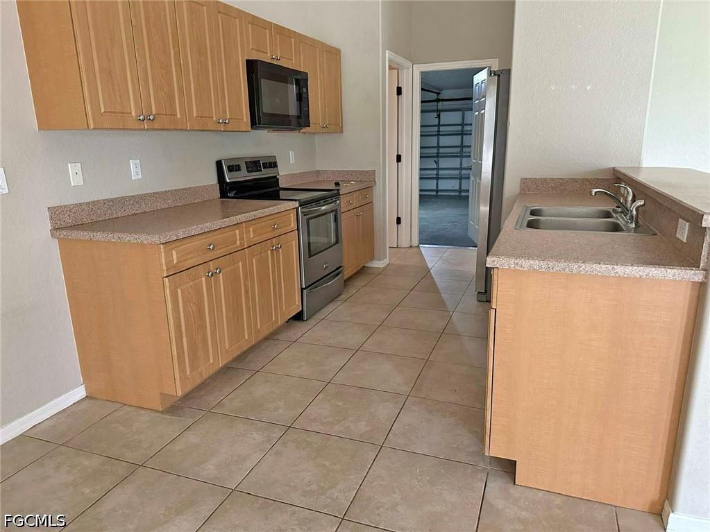 3025 SW 4th Place Cape Coral FL 33914 2026024168 image13