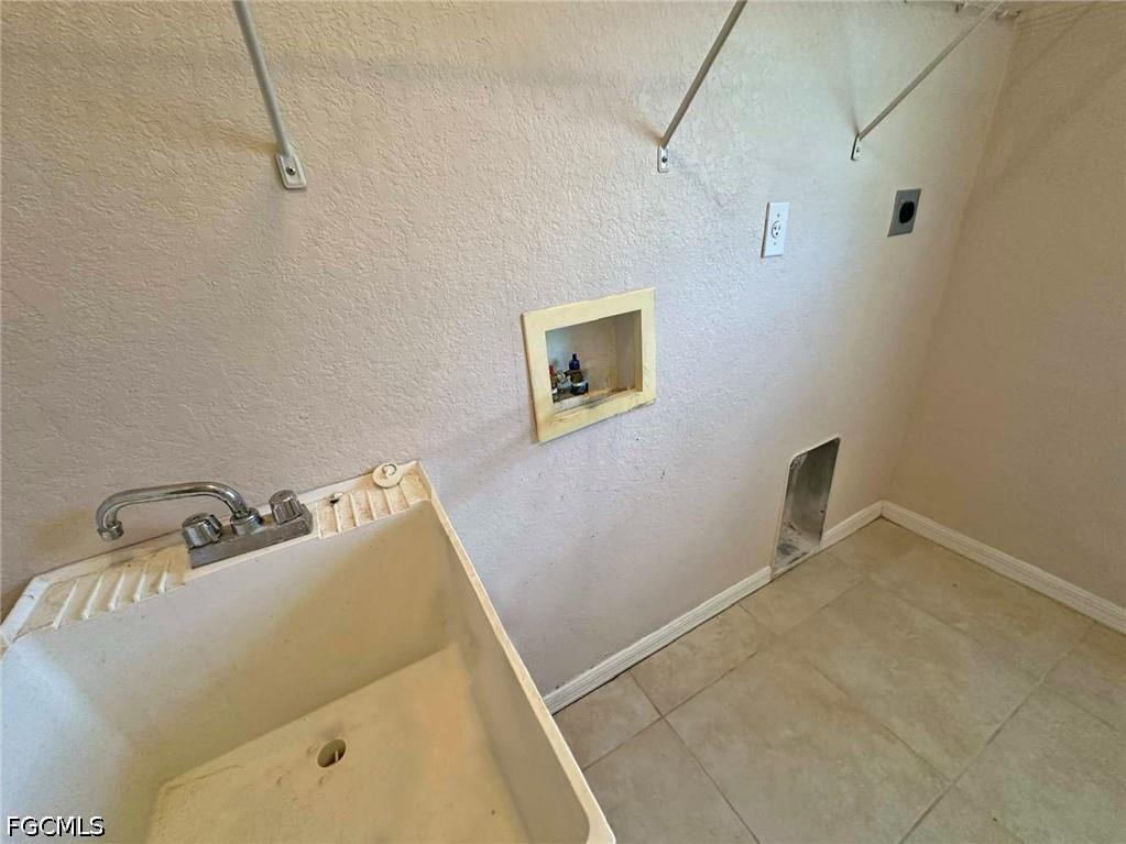 3025 SW 4th Place Cape Coral FL 33914 2026024168 image20