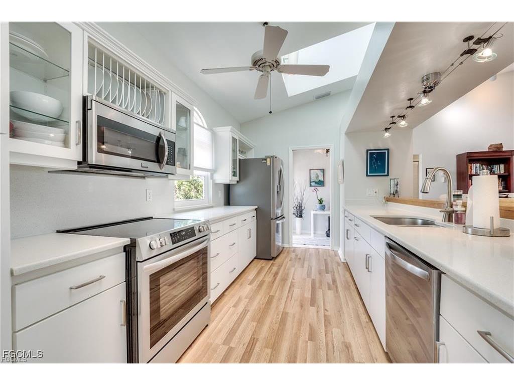 3025 Turtle Gait Lane Sanibel FL 33957 2025009223 image1