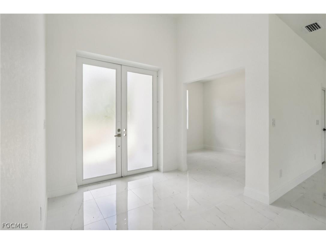 3026 37th Street SW Lehigh Acres FL 33976 2026011872 image8