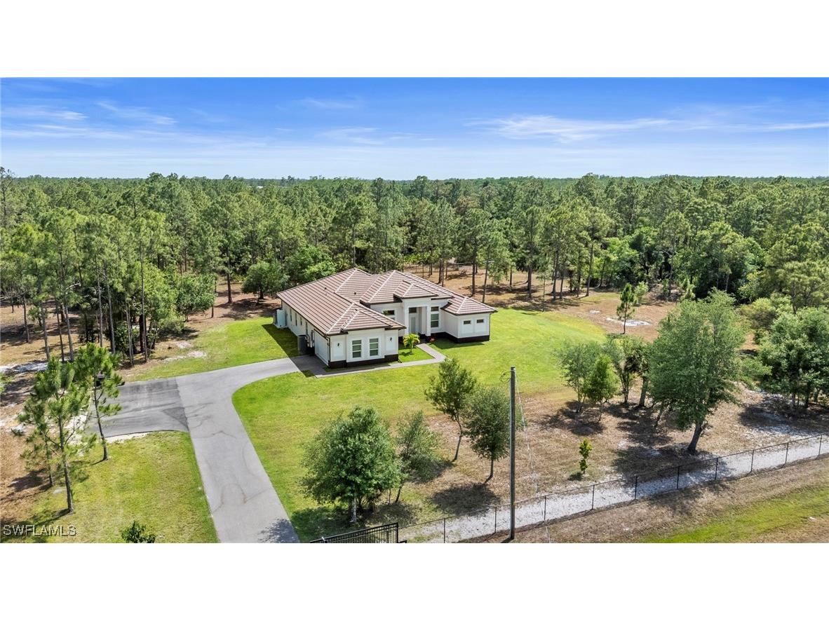 3026 64th Avenue NE Naples FL 34120 225044710 image4