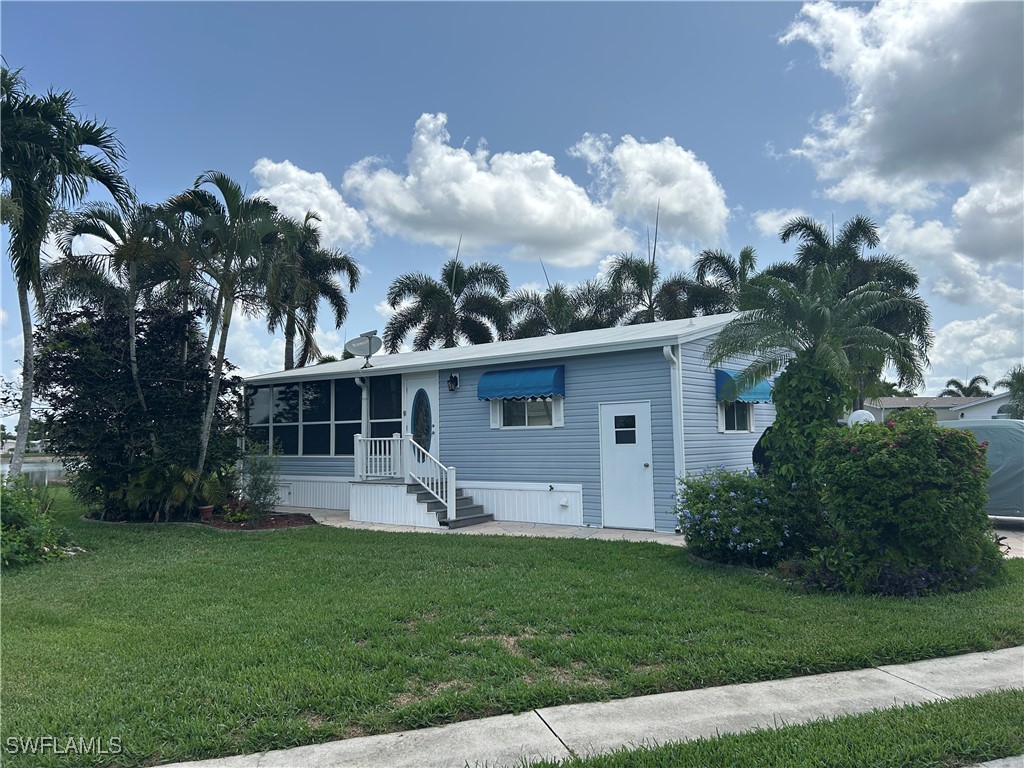 3027 Crystal Lake Drive Naples FL 34120 225053980 image1