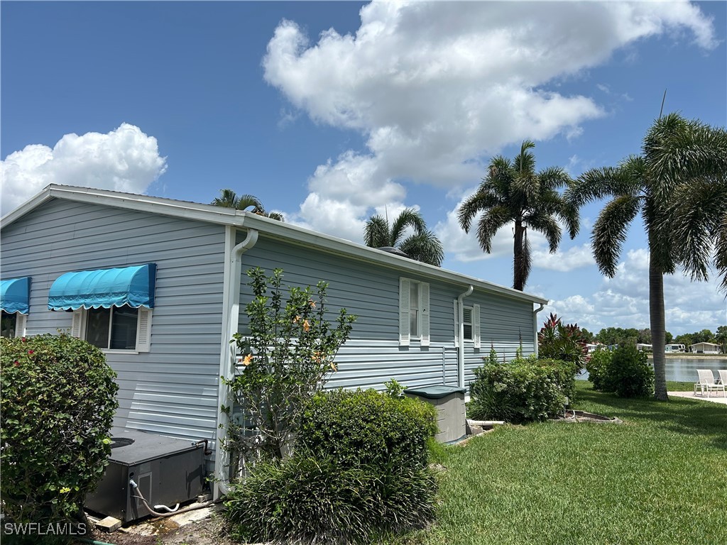 3027 Crystal Lake Drive Naples FL 34120 225053980 image5