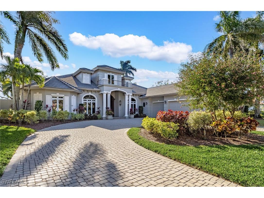 3027 Gardens Boulevard Naples FL 34105 225007734 image1
