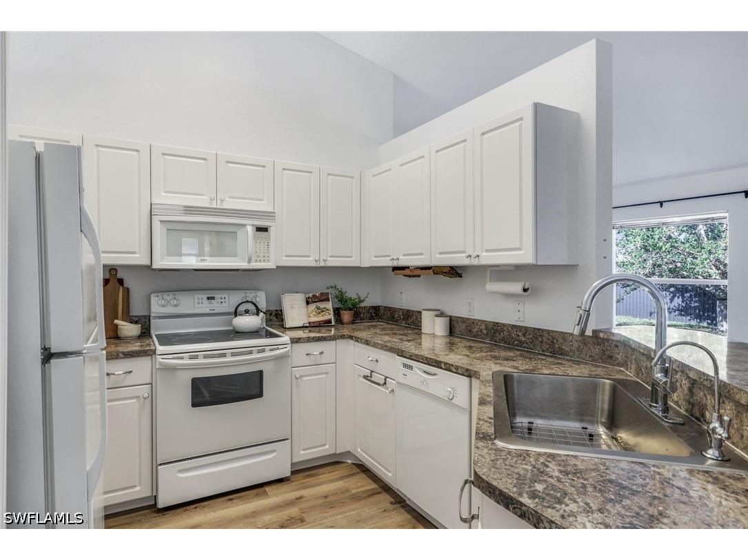 3028 NW 6th Place Cape Coral FL 33993 226020605 image8