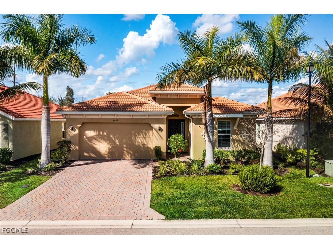 3028 Royal Gardens Avenue Fort Myers FL 33916 2026010622 image1