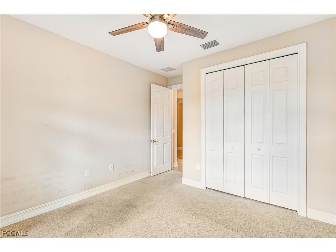 3028 Royal Gardens Avenue Fort Myers FL 33916 2026010622 image19