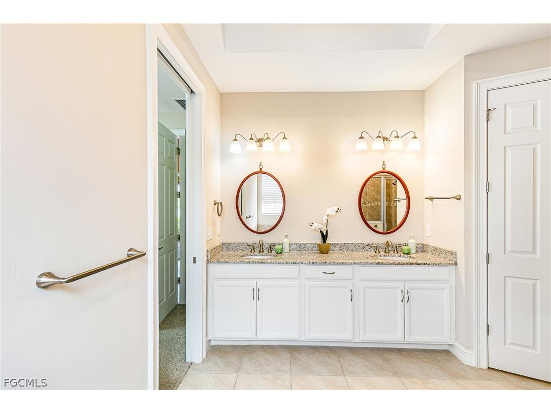 3028 Royal Gardens Avenue Fort Myers FL 33916 2026010622 image30