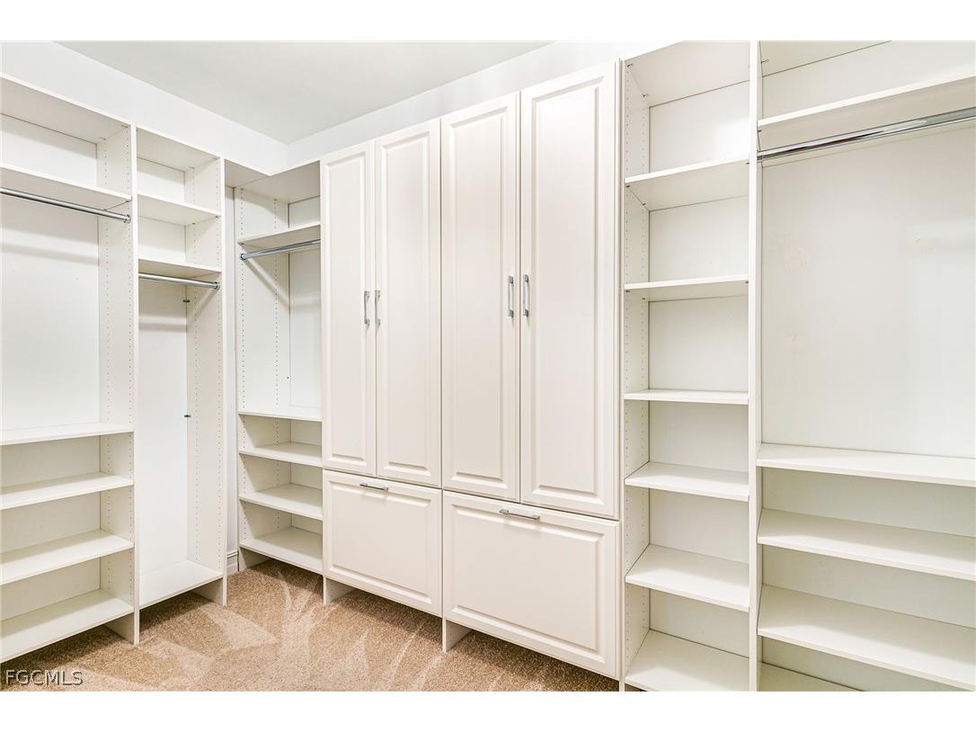 3028 Royal Gardens Avenue Fort Myers FL 33916 2026010622 image31