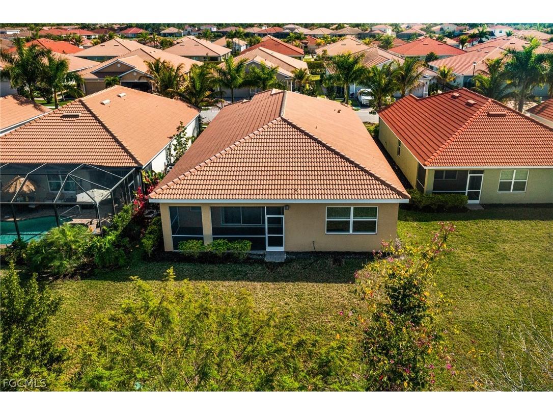 3028 Royal Gardens Avenue Fort Myers FL 33916 2026010622 image43
