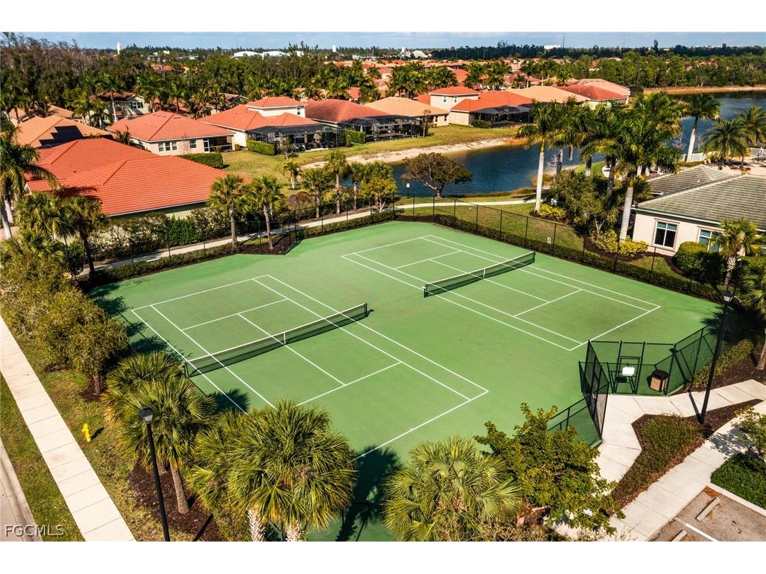 3028 Royal Gardens Avenue Fort Myers FL 33916 2026010622 image46