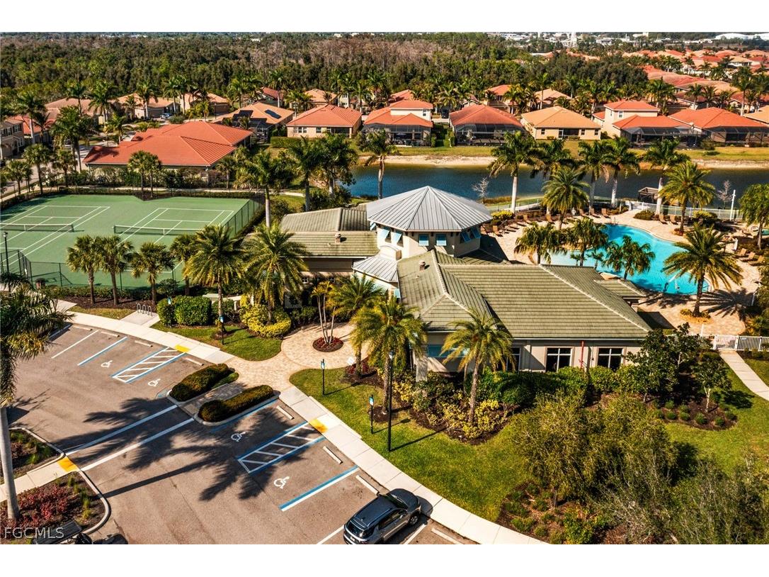3028 Royal Gardens Avenue Fort Myers FL 33916 2026010622 image47