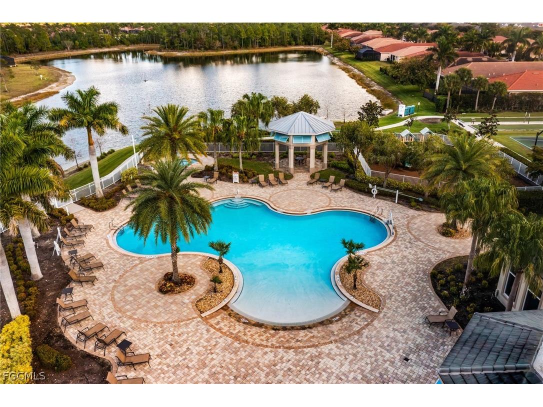 3028 Royal Gardens Avenue Fort Myers FL 33916 2026010622 image49