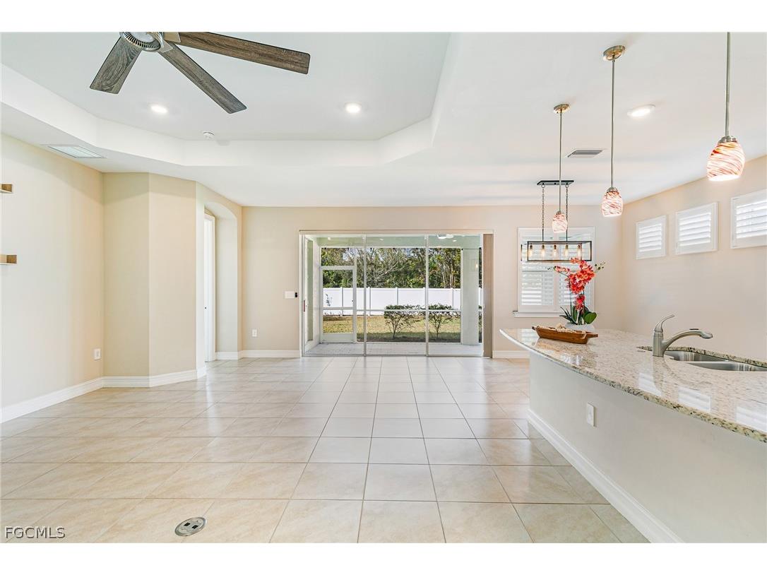 3028 Royal Gardens Avenue Fort Myers FL 33916 2026010622 image6