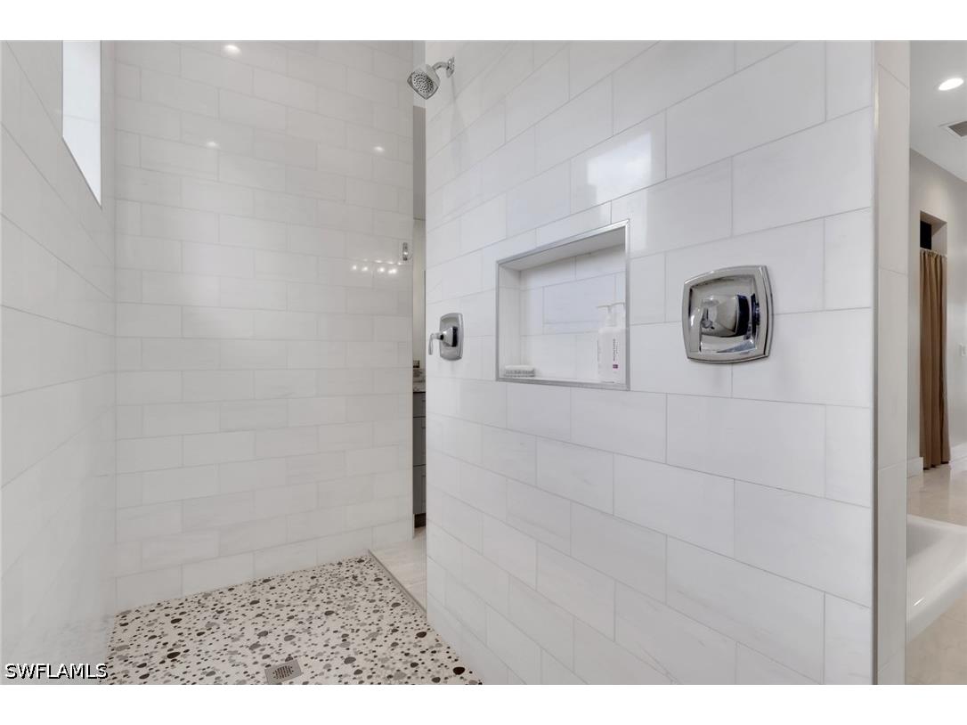 3028 Woodstock Avenue Naples FL 34120 226018815 image20