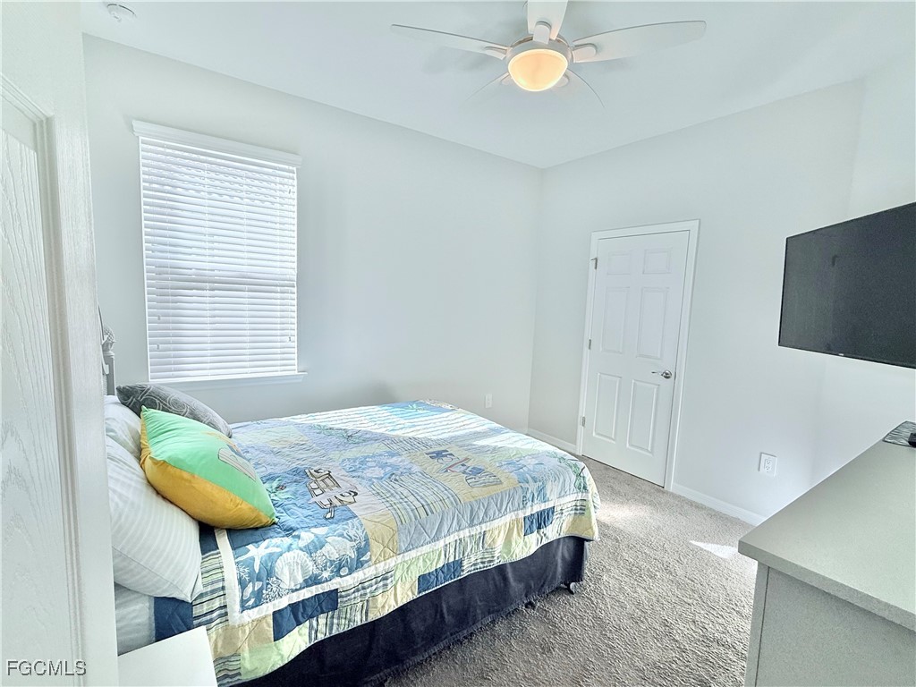 3029 Royal Gardens Avenue Fort Myers FL 33916 2025021758 image11