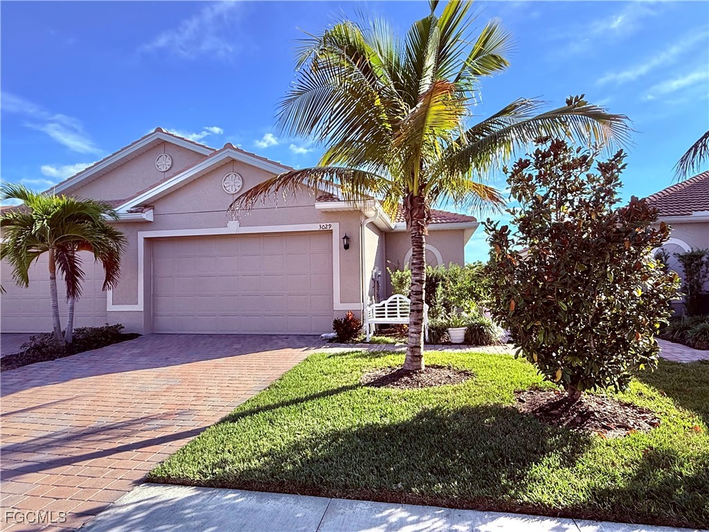 3029 Royal Gardens Avenue Fort Myers FL 33916 2025021758 image14