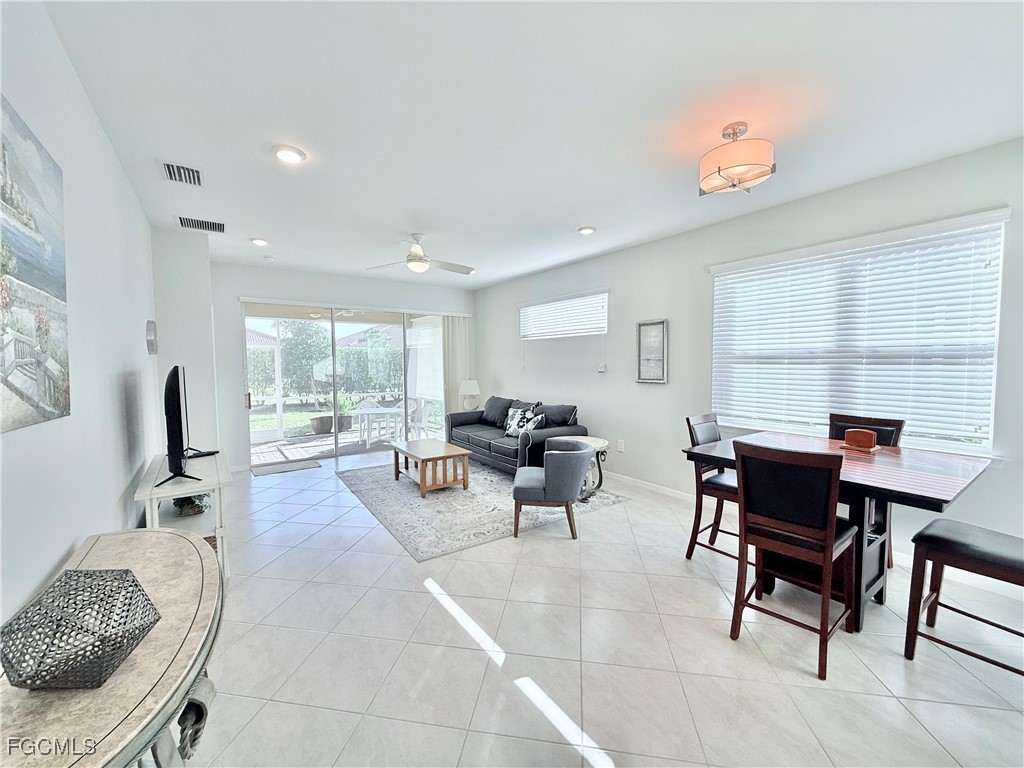 3029 Royal Gardens Avenue Fort Myers FL 33916 2025021758 image3