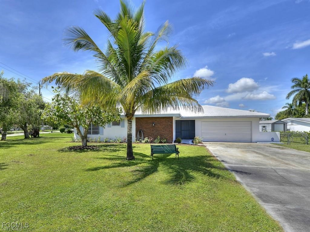 303 Georgia Avenue Fort Myers FL 33905 2025020443 image1